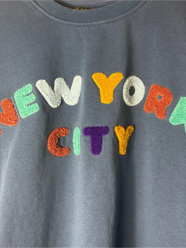New York City Chenille Letter Crewneck Sweatshirt Blue XL - Image 2