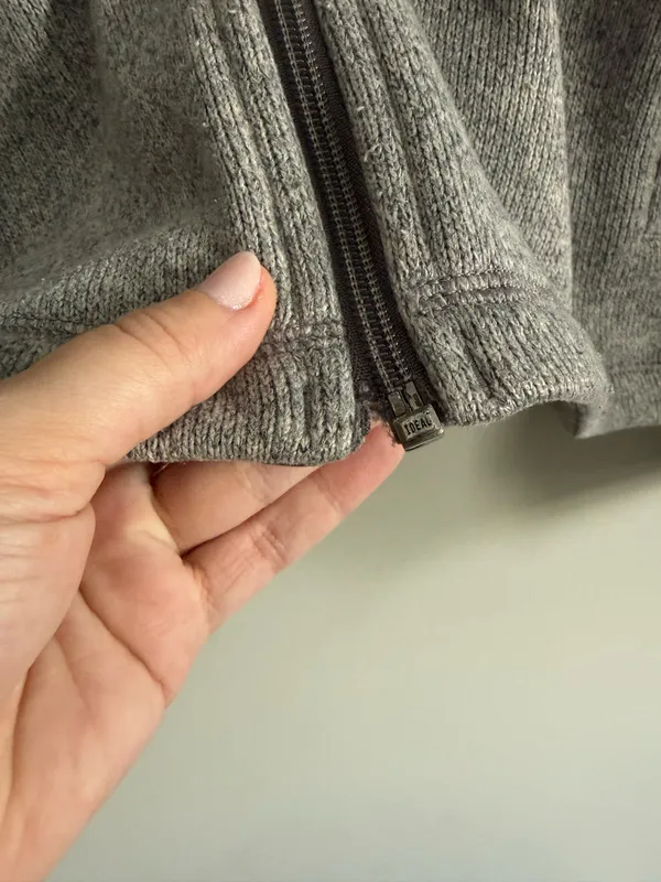 Men’s Patagonia zip-up  - Image 6