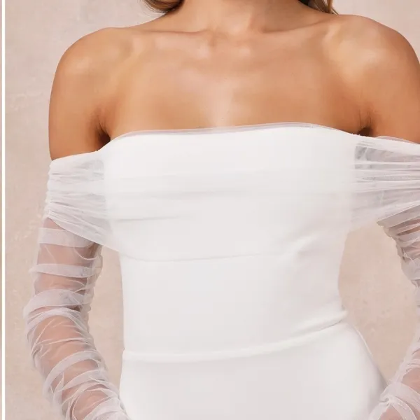 LULU's Beautifully Beloved White Mesh Off-the-Shoulder Bridal Gown NWOT - Image 3