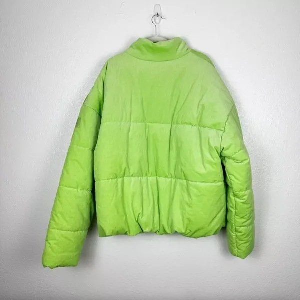 Alo Yoga Corduroy Stage Puffer in Celery Green Unisex Cotton Blend Size XXL - Image 8