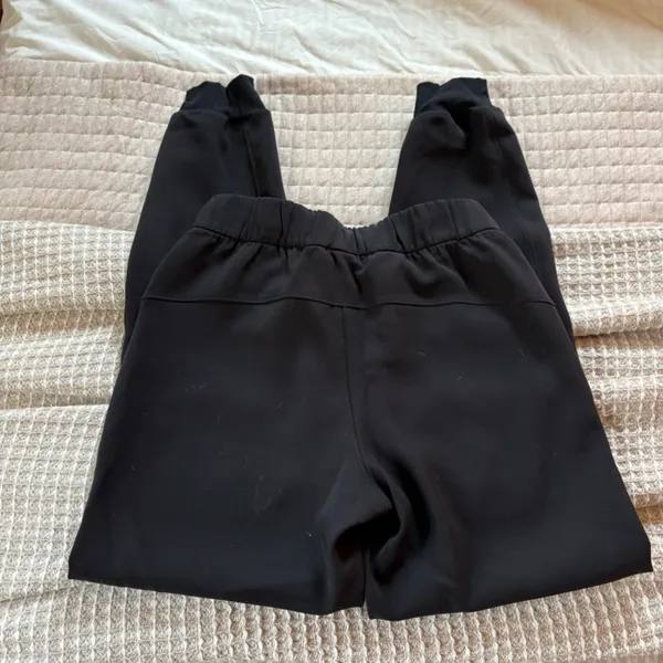 lululemon athletica On The Fly Black Joggers - Image 7