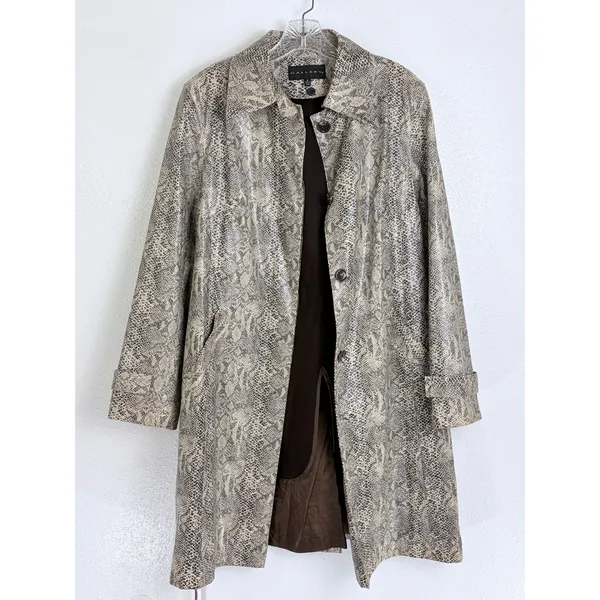 Gallery Trench Coat Gray Faux Snakeskin Print Button Front Burgundy Belted M - Image 5
