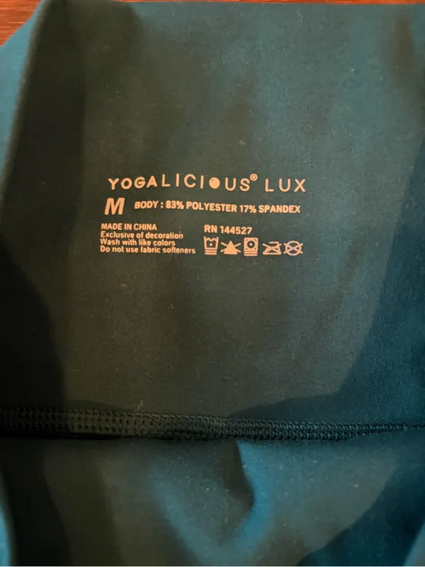 Yogalicious lux everyday shorts Teal Blue active stretch Womens size Medium M - Image 2
