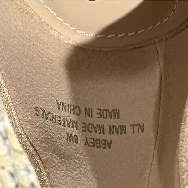 Cushionare Memory Foam heels Abbey Light Peach Beige Size 8 W - Image 7