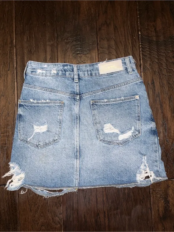 Zara Pearl Embellished Denim Mini Skirt - Image 6