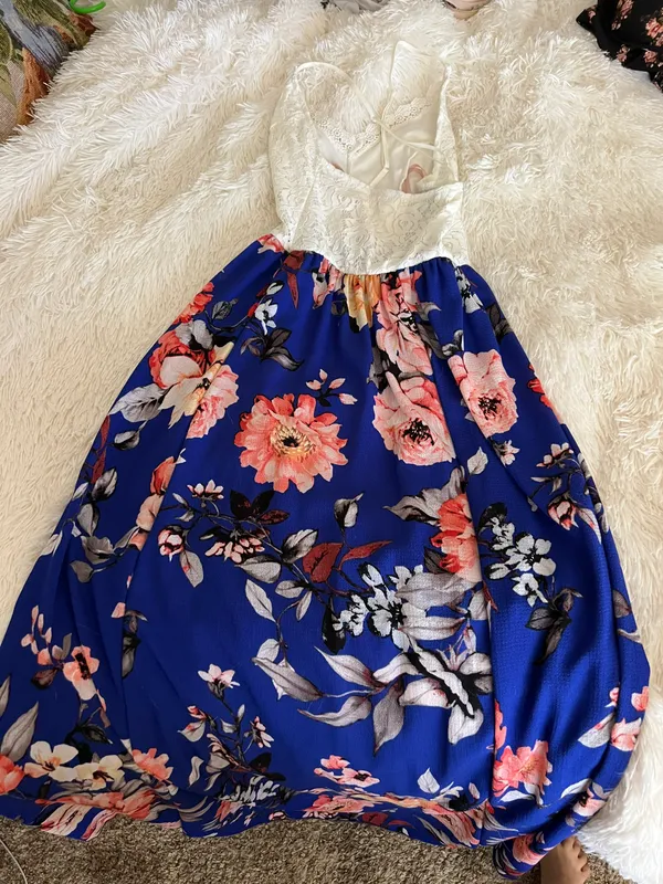 Blue/White floral dress - Image 3