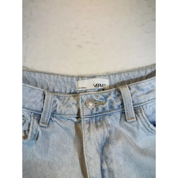 Vervet Distressed Light Wash Wide Leg Jeans Women's Size 29 - Image 3