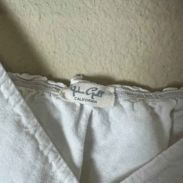 BRANDY MELVILLE John Galt Linen Cropped Top One Size White/Cream - Image 5