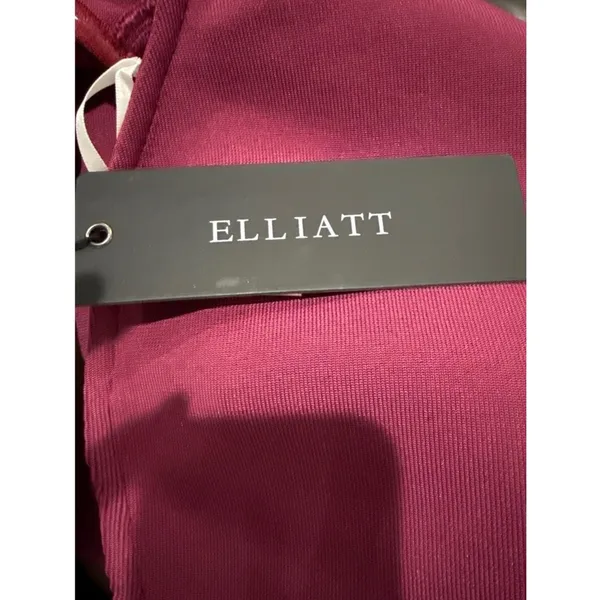 NWT Elliatt Ella Off-Shoulder‎ Bell Sleeve Gown in Wine Sz Small $230 - Image 8
