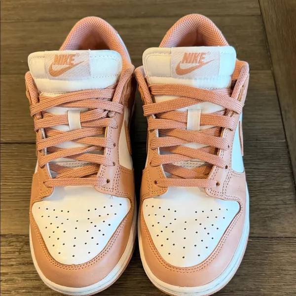 Nike Women’s Low Dunk Sneakers - size 8 - Image 3