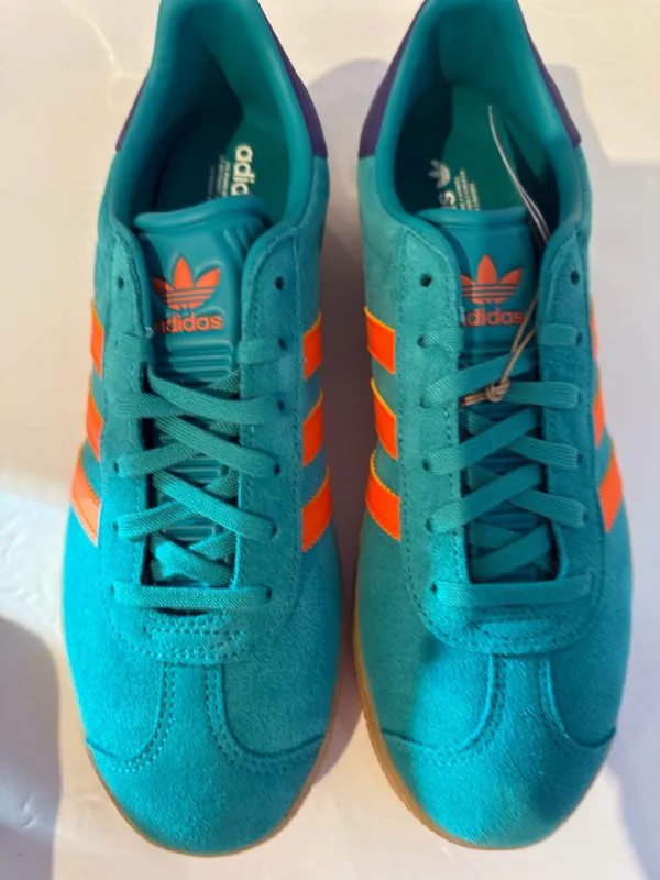 Adidas Gazelle J Miami 6.5Y/7.5W - Image 3