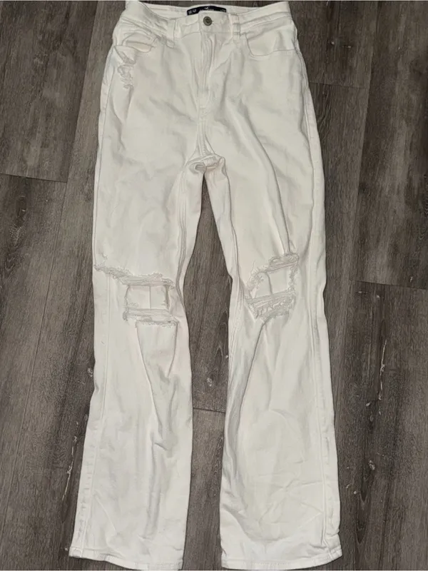 Hollister Women’s Ultra High Rise Dad Jeans - Image 3