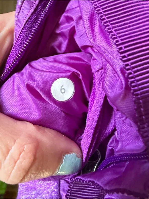 Lululemon Down For A Run Women's Goose Down Puffer Hoodie Jacket Size 6 - Image 6