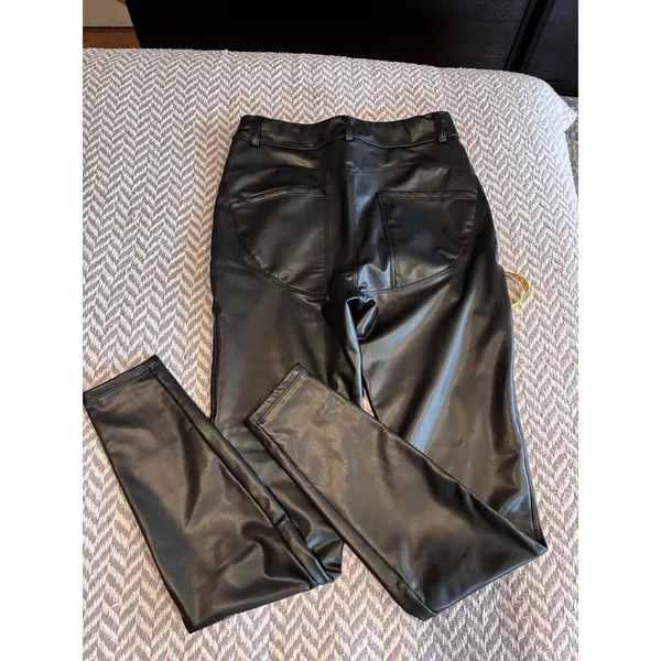 NWT Halara Black Faux Leather Full Length Leggings Pants Size Medium - Image 11