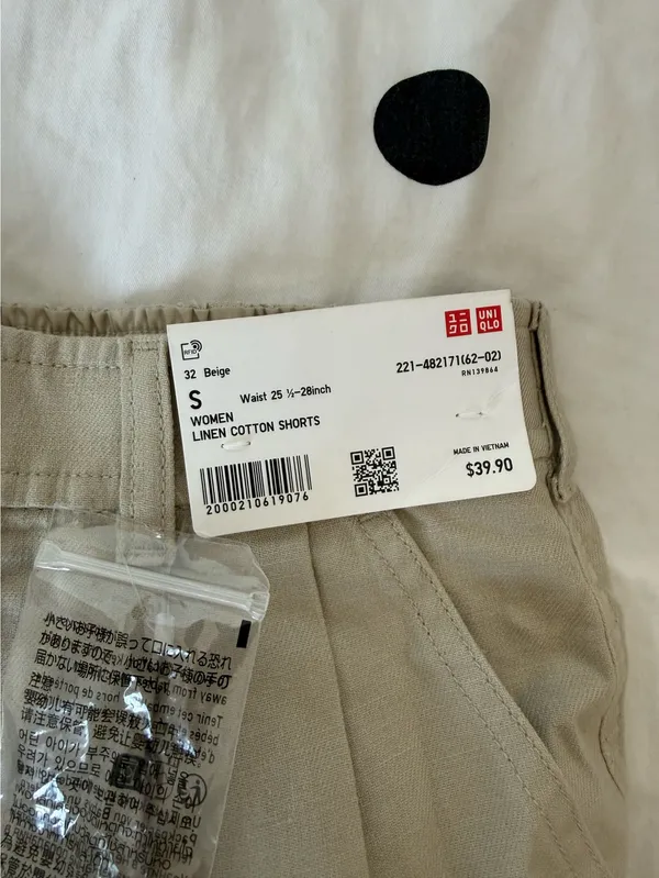 Uniqlo Shorts Linen Cotton - Image 3
