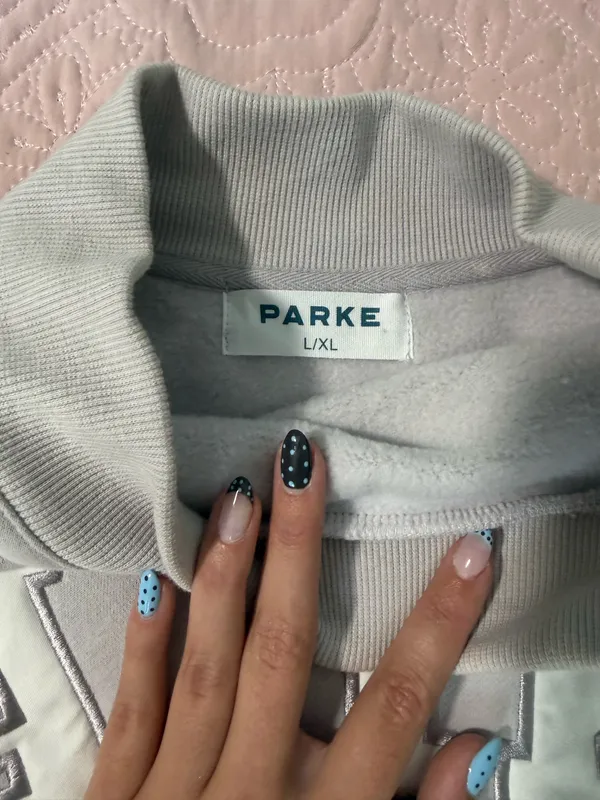 PARKE Mockneck Sweatshirt - Image 2
