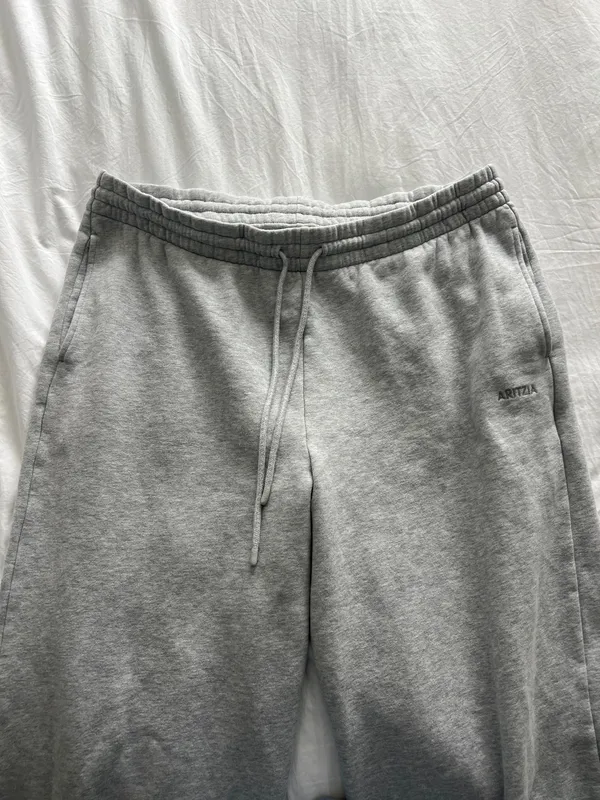 Grey aritzia sweats  - Image 2
