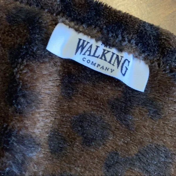 The Walking Company Animal Print Cheetah Leopard Soft Scarf - Image 2
