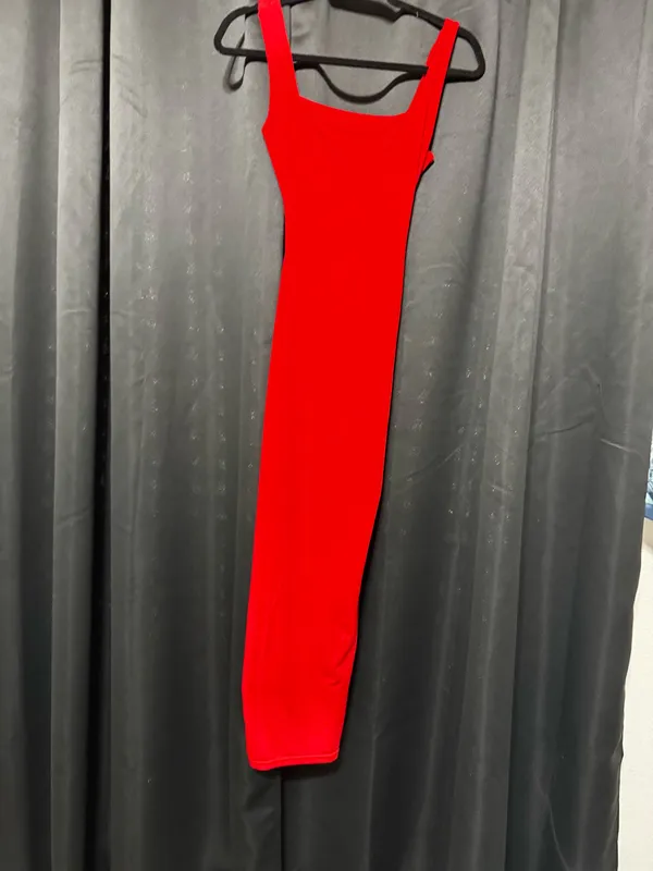 FashioNova Bodycon Red Maxi Dress with Split - Image 2