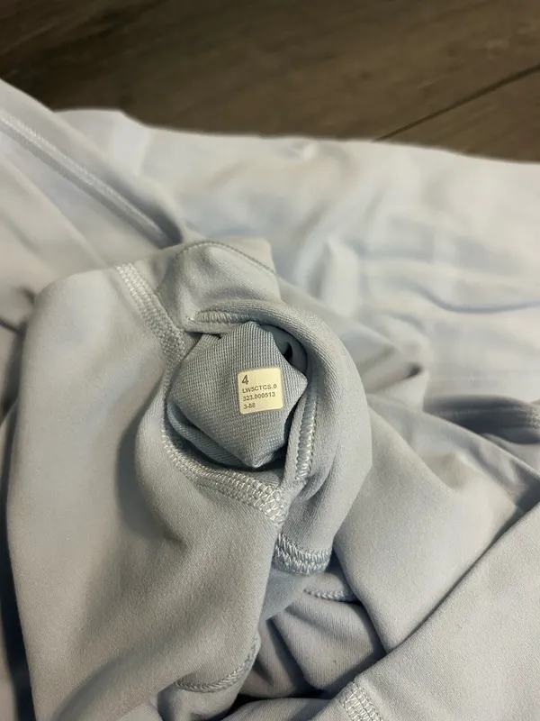 blue linen lululemon leggings - Image 7