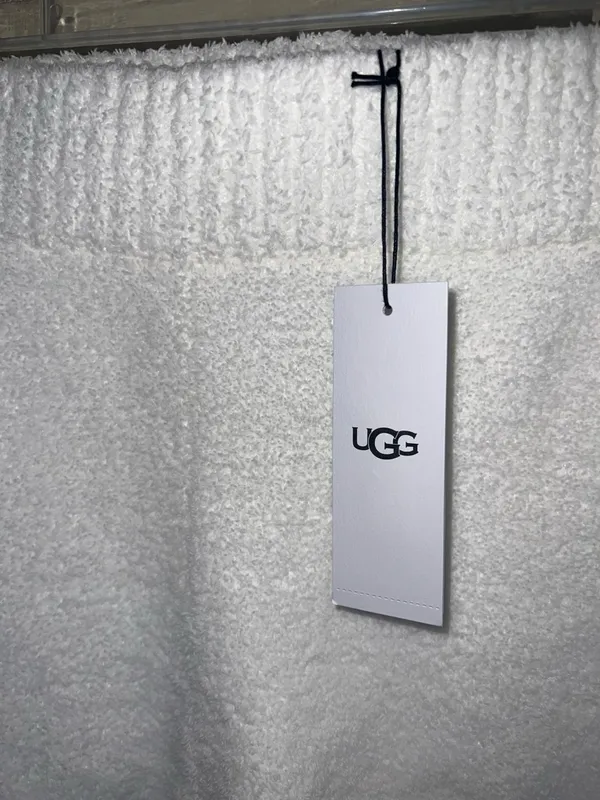 UGG‎ Finola Fuzzy Lounge Shorts Cream Cozy Soft Women’s Size S NWT - Image 5