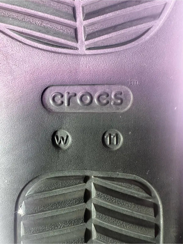 CROCS Black Platform Thong Sandals for Women - Image 11