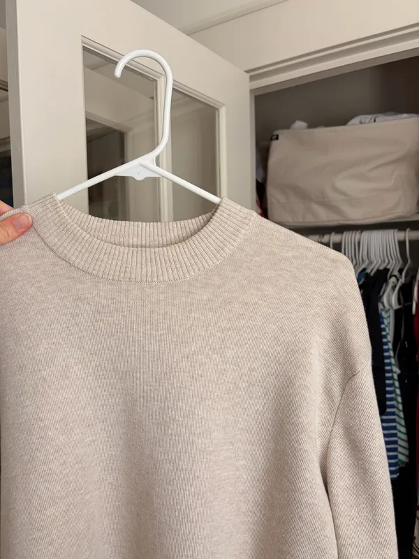 H&M Oversized Sweater - Image 4