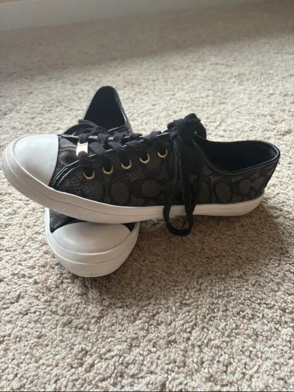 Coach Black Signature Canvas Low-Top Sneakers - Image 4