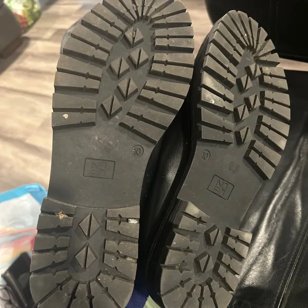 Black T-Strap No Boundaries Comfort Shoes - Image 7