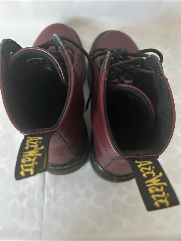 Dr. Martens Leyton Cherry Red Smooth Leather 7 Eye Lace-Up Boots **Size 6** 🍒🍒 - Image 10