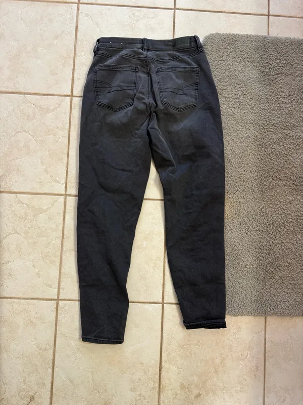 American Eagle Jeans - Image 4