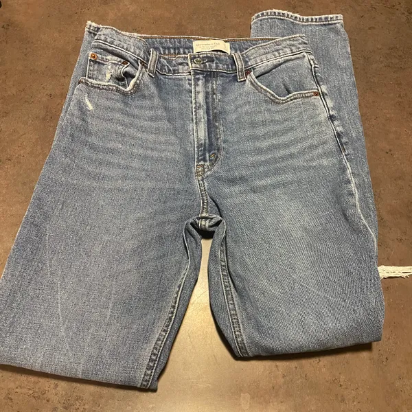 Abercrombie 90s Slim Straight Ultra High Rise Jeans - Image 2