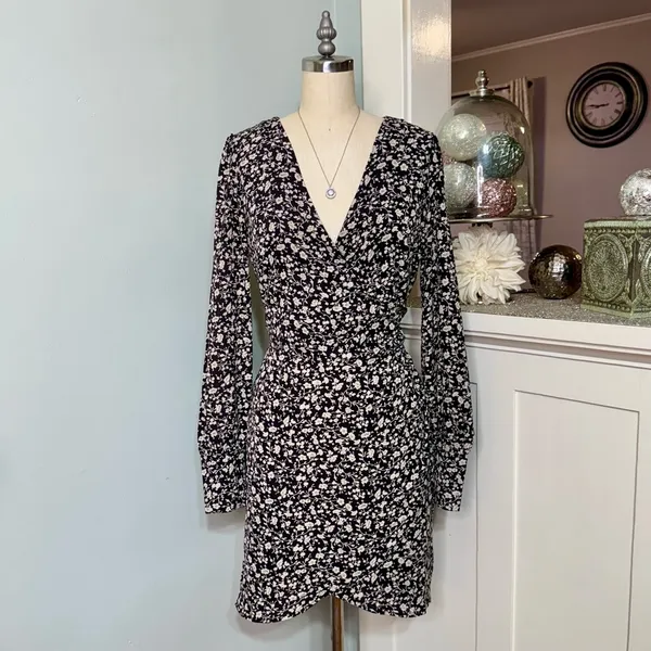 Lulus Fall Into You Black Floral Print Long Sleeve Wrap Dress Medium - Image 3