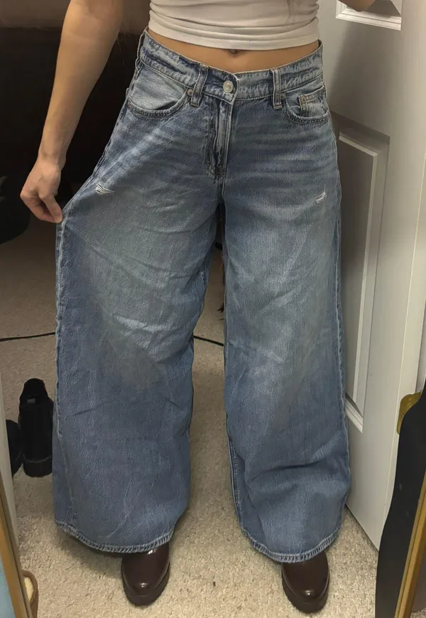 American Eagle Baggy Jeans - Image 6
