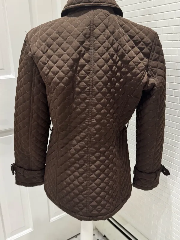 Quilted polyester chocolate brown belted jacket. Pockets. Animal print lining. M - Image 4
