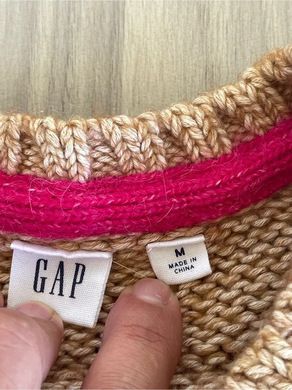 GAP Tan Crewneck Sweater with Pink & Orange Trim - Image 9