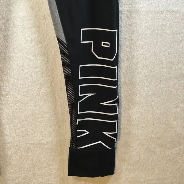 Victoria's‎ Secret PINK Yoga Leggings Black Grey Mesh Logo Waistband Size M - Image 3