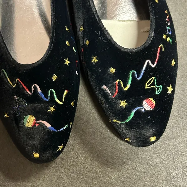 Life Stride Black Flats with Colorful Embroidery - Image 3
