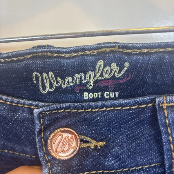 Wrangler® Women Mae Mid Rise Dark Blue Bootcut Jeans Size 5x32 Western Rodeo - Image 2