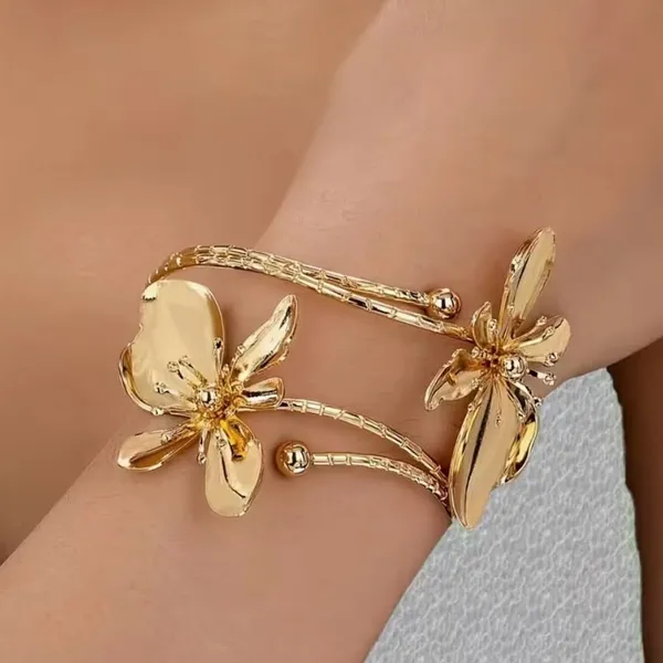 Arm Cuff Urban Outfitters Malachite Arrow Bracelet - Image 2