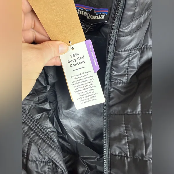 Patagonia NWT Women's Nano Puff Vest Sz S Outdoor Layering Utility Packable - Image 7