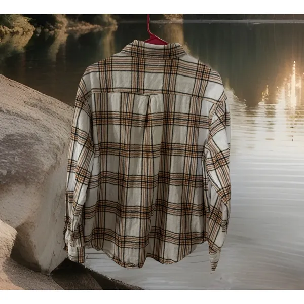 Chic BKE Buckle Women's Sz M Boyfriend‎ Button Down Flannel Plaid Shirt BOHO - Image 5