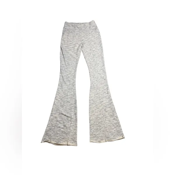 ✨ FREE PEOPLE Movement Contour Flare Pants Gray‎ XS NWT Athleisure ✨ - Image 2
