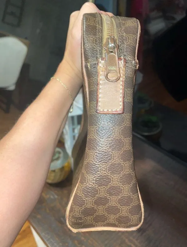 Authentic Vintage Celine Pochette - Image 8