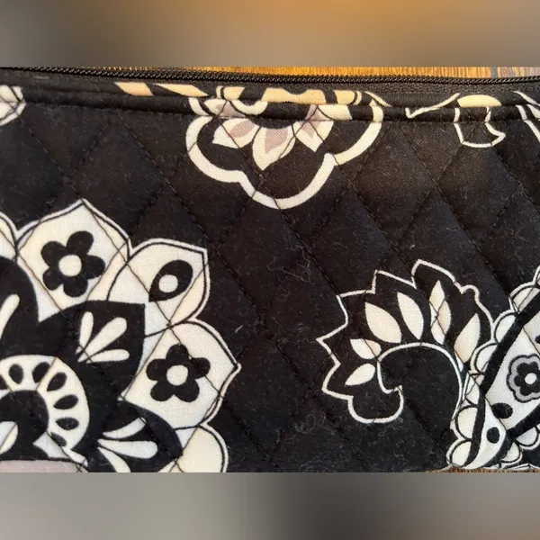 RETIRED: | Midnight Paisley wristlet/wallet - Image 2