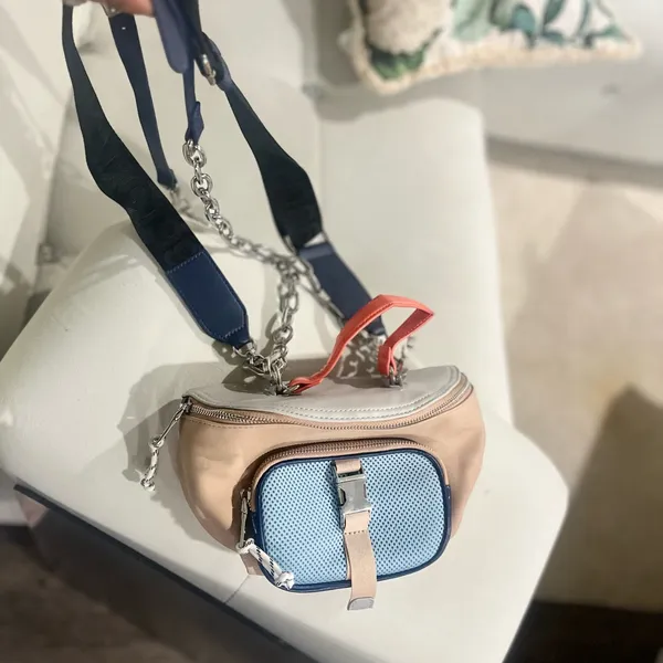 Steve Madden Multicolor Crossbody Bag with Chain Strap - Image 2