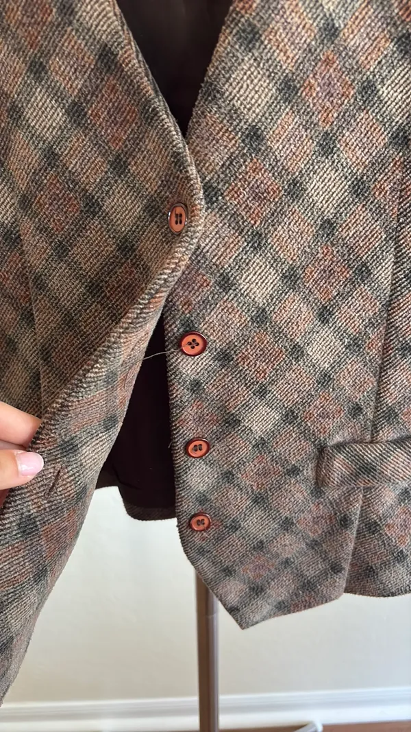 Brown Vest Size M - Image 2