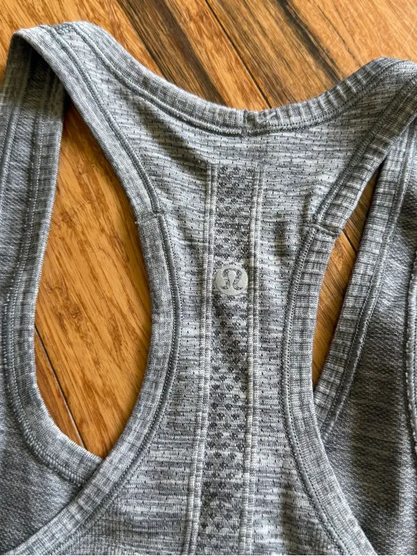 Lululemon Swiftly Tank Top Heathered Gray Size 2 - Image 3