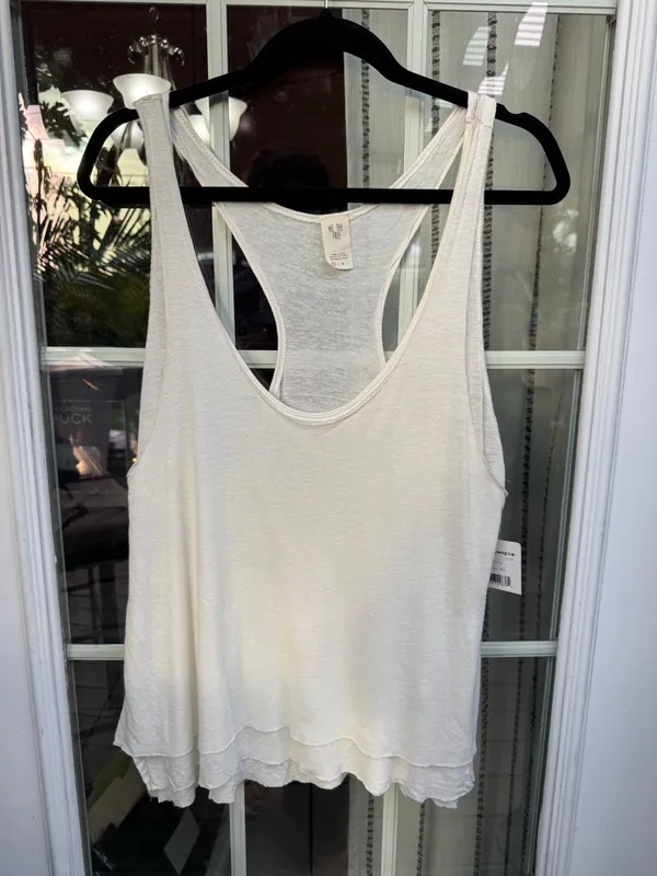 Y💐We The Free Women's White Scoop Neck Tank - Image 3