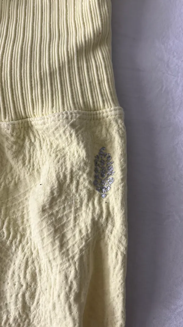 Free People Movement Set - Image 2